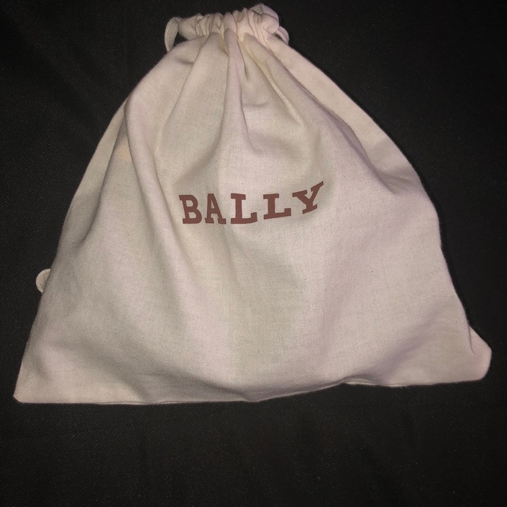 Bally belt